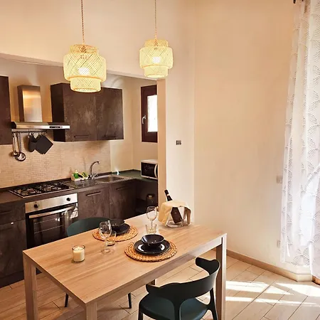 Apartament Alice's Garden